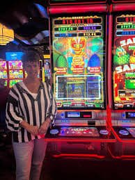 CMD368 လောင်းကစား APP မိုဘိုင်းဖြင့် Live Casino ကစားနည်း